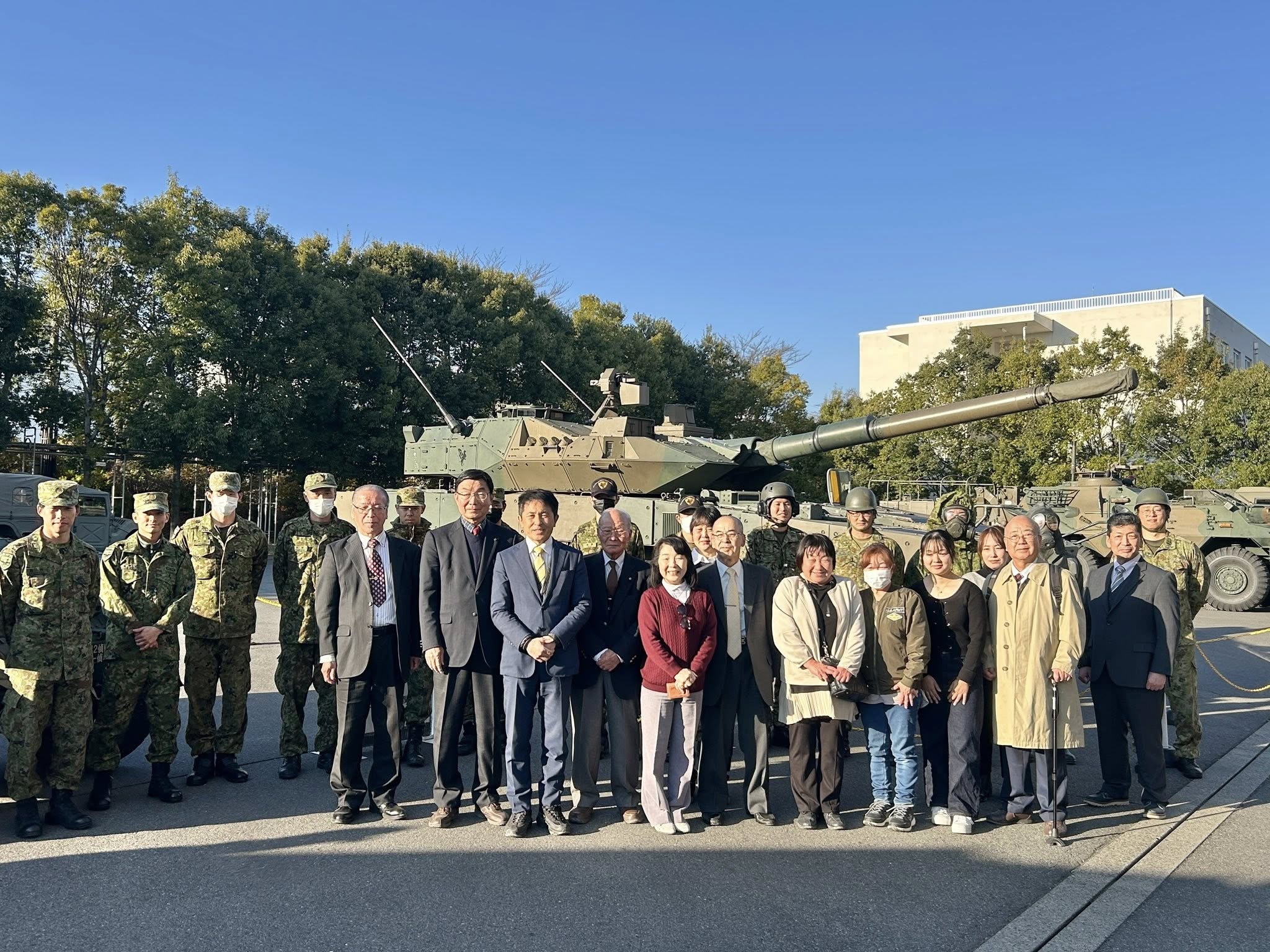 茨城県自衛隊家族会 視察研修会 - 元茨城県会議員・星田こうじ 公式サイト